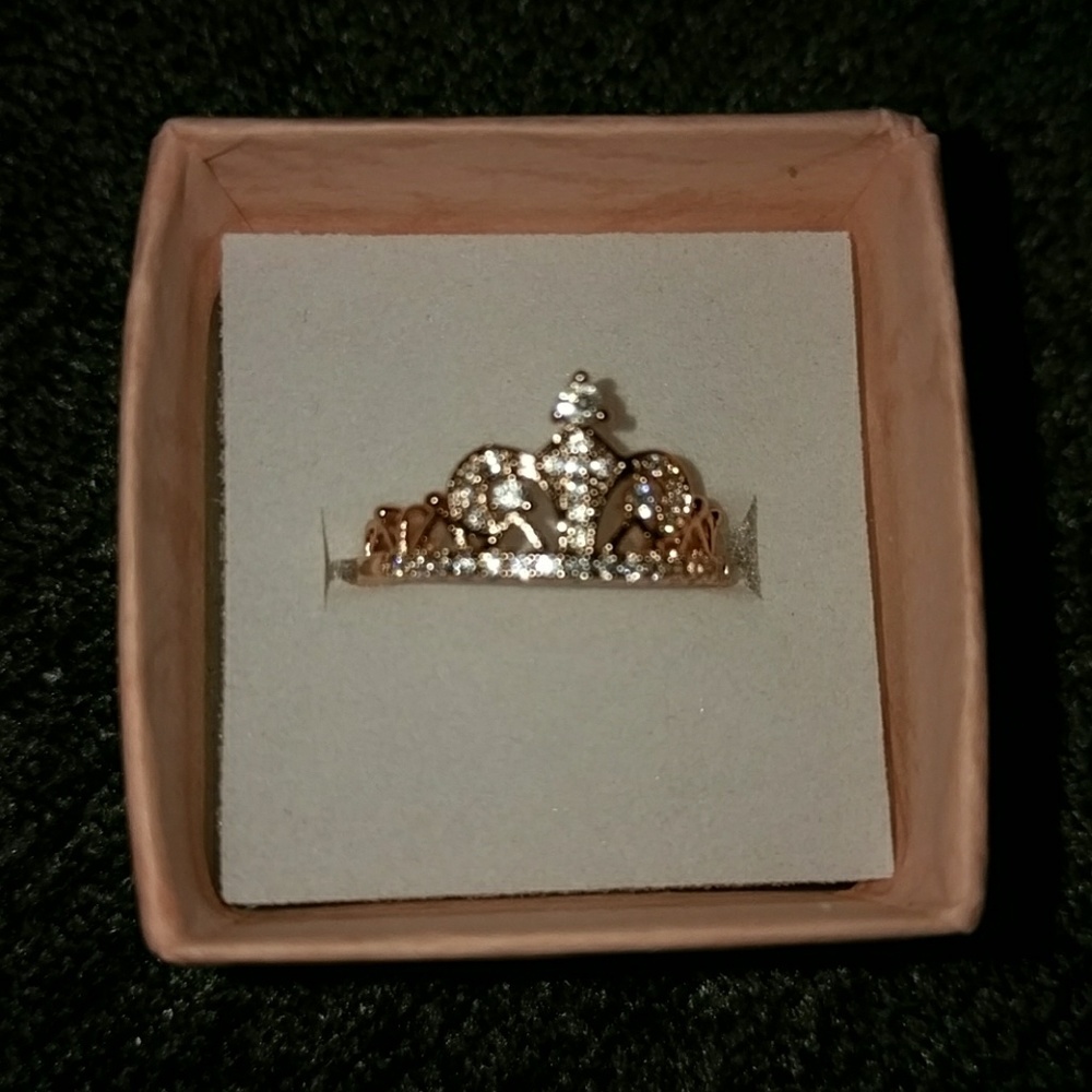 Crown ring - Picture 5 of 8